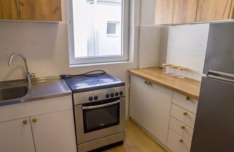 Долгосрочная аренда 2-комнатной квартиры, 60 м², в районе Врачар, Белград, Сербия