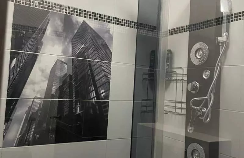 Долгосрочная аренда 3-комнатной квартиры, 102 м², в районе Tomis Nord, Констанца, Румыния