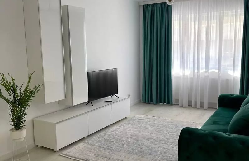 Alquiler a largo plazo de un apartamento de 2 habitaciones, 50 m², en Vivo, Constanza, Rumanía