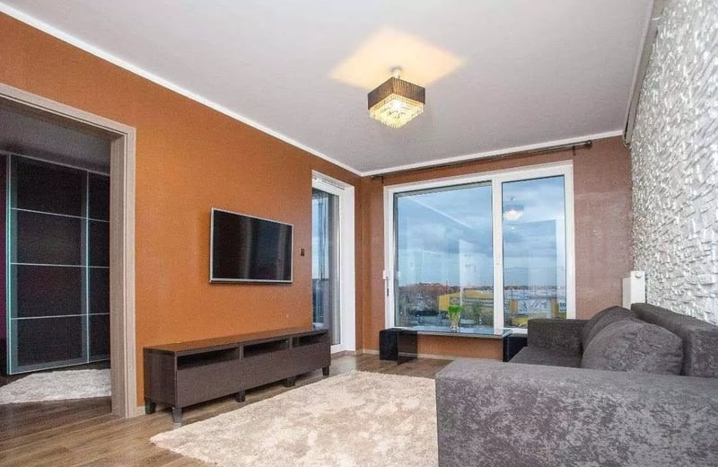 Long-term rental of a 3-room apartment, 50 m², Psie Pole, Wrocław, Poland