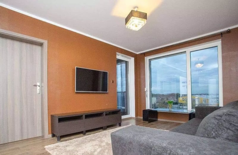 Long-term rental of a 3-room apartment, 50 m², Psie Pole, Wrocław, Poland