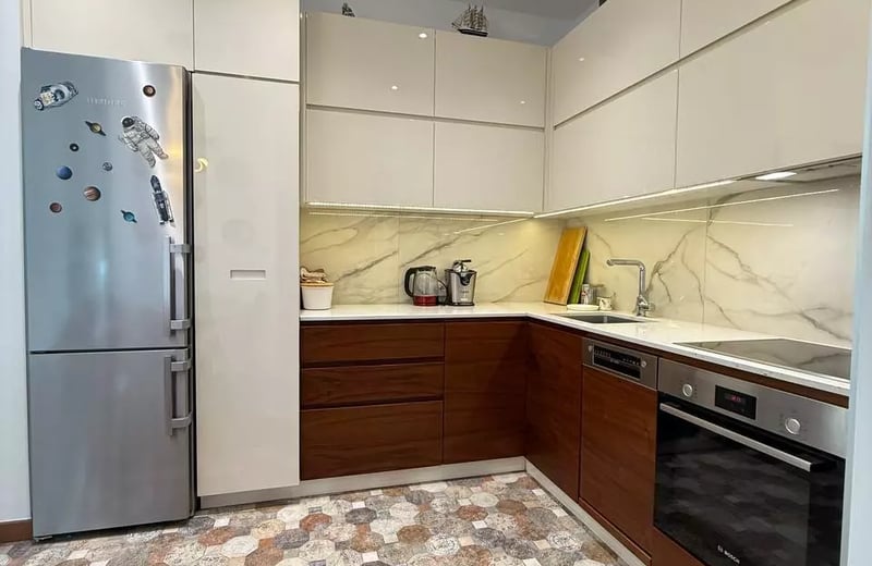 Long-term rental of a 3-room apartment, 75 m², New Belgrade, Belgrade, Serbia