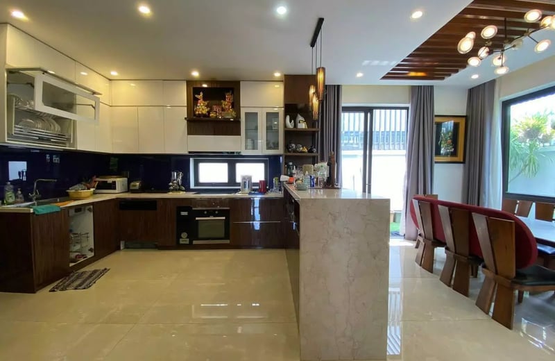 Miete einer Villa mit 3 Schlafzimmern, Hoa Xuan, Cam Le, Da Nang, Vietnam