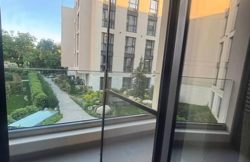 Miete einer geräumigen 3-Zimmer-Wohnung, Varna, Bulgarien