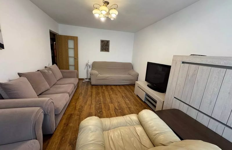 Miete geräumiger 3-Zimmer-Apartments, 80 m², Faleza Nord, Constanța, Rumänien