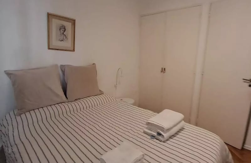 Rental of a cozy 2-room apartment, Recoleta, Buenos Aires, Argentina
