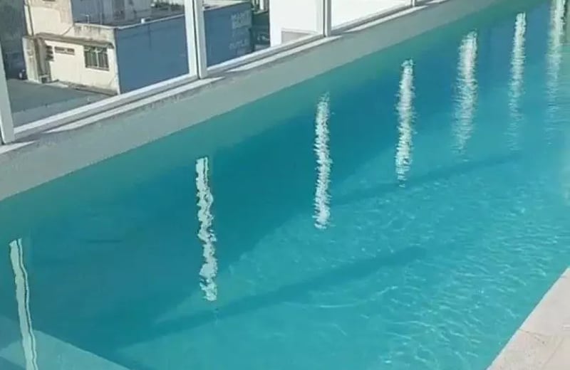 Long-term rental in Buenos Aires: Spacious 2-room apartment with terrace and full amenities in Palermo