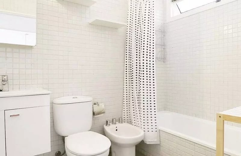 Long-term rental in Buenos Aires: Bright 2-room apartment with balcony and pool in Palermo Hollywood