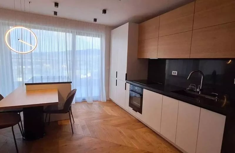 Rental of a luxury 3-room apartment, 95 m², Buna Ziua, Cluj-Napoca, Romania
