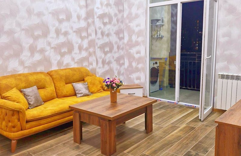 Moderne, helle Wohnung mit Balkon zur Miete, Batumi, Georgien