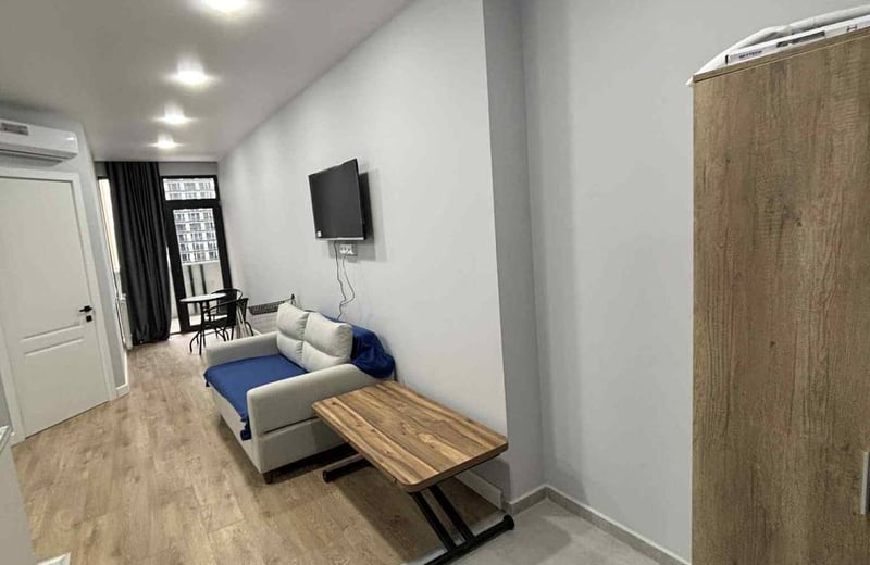 Location d’un appartement cosy et meublé avec balcon, 47 m², Batoumi, Géorgie