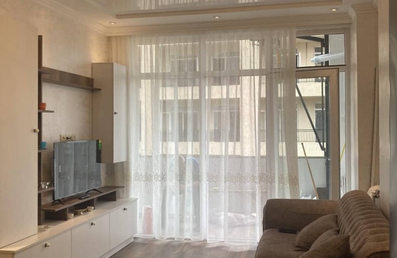 Location d'un appartement spacieux et entièrement meublé, 75 m², Batoumi, Géorgie