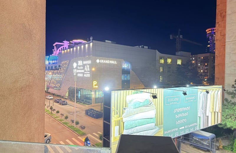 Miete einer großzügigen, modernen Wohnung, 95 m², Batumi, Georgien