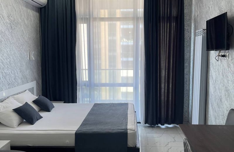 Location d'un studio cosy et lumineux avec balcon, 32 m², Batoumi, Géorgie