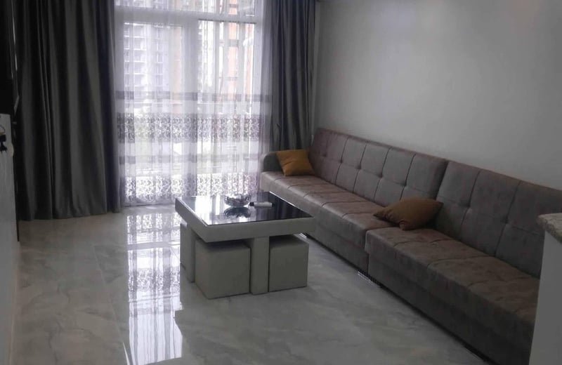 Vermietung einer hellen, geräumigen Wohnung, 80 m², Batumi, Georgien