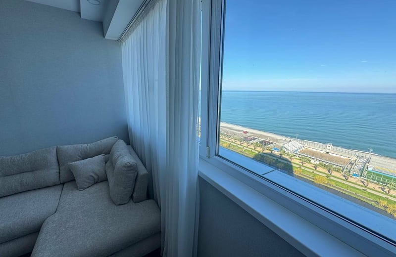 Аренда светлой квартиры с видом на море, Alliance Palace, Батуми, Грузия