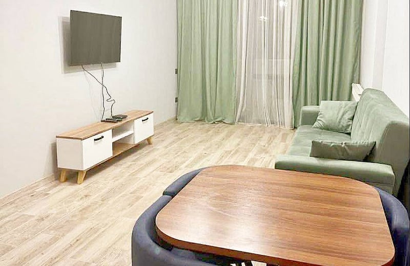 Vermietung einer hellen, komfortablen Wohnung mit Balkon, 60 m², Black Sea Tower, Batumi, Georgien