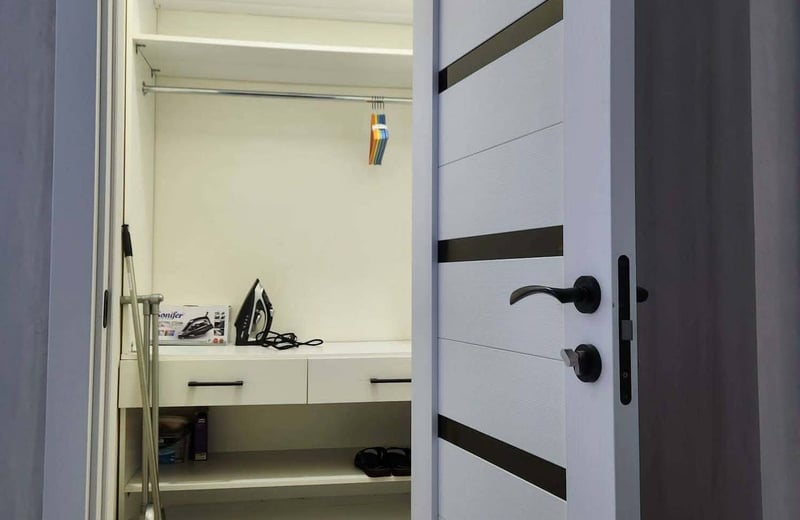 Miete einer modernen, gemütlichen Wohnung im Dar Building, Batumi, Georgien