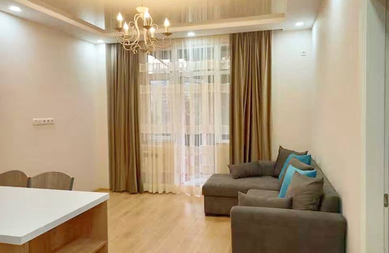 Rent a spacious, comfortable apartment with balcony, Batumi, Georgia