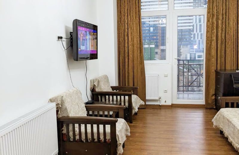 Mieten Sie ein geräumiges, möbliertes Studio-Apartment in Batumi, Georgien