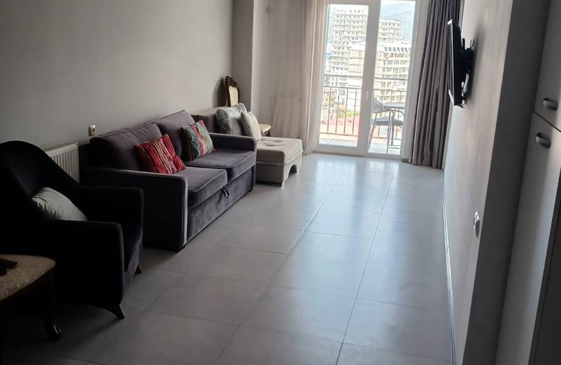 Alquiler de apartamento acogedor y amueblado, 60 m², Batumi, Georgia