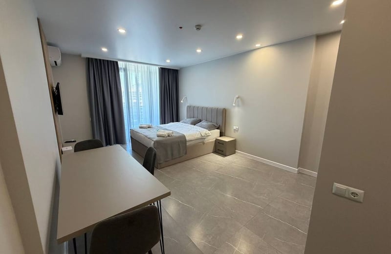 Location d'un studio compact meublé avec vue sur la mer, 37 m², Batoumi, Géorgie