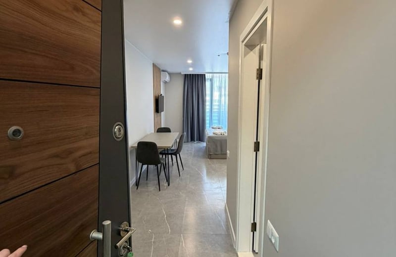 Location d'un studio compact meublé avec vue sur la mer, 37 m², Batoumi, Géorgie