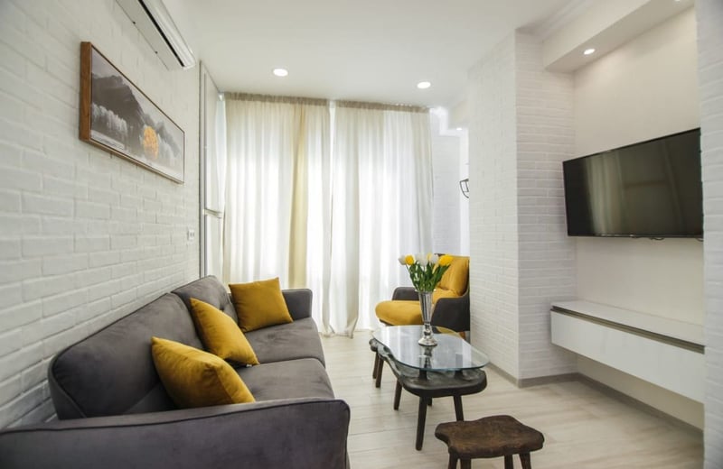 Location d'un appartement lumineux et neuf, 75 m², Batoumi, Géorgie