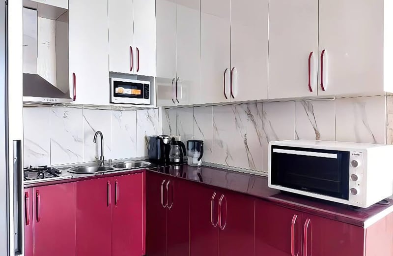 Rent a spacious, fully furnished apartment with balcony, 75 m², Batumi, Georgia