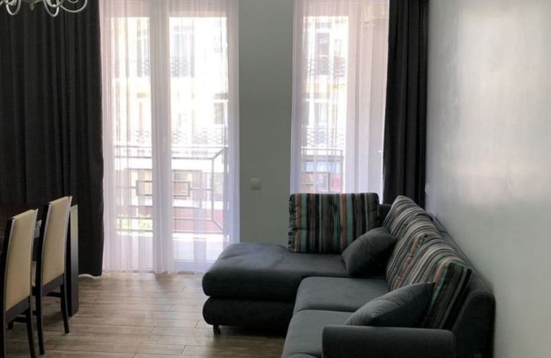 Alquiler de apartamento luminoso y confortable, 65 m², Batumi, Georgia
