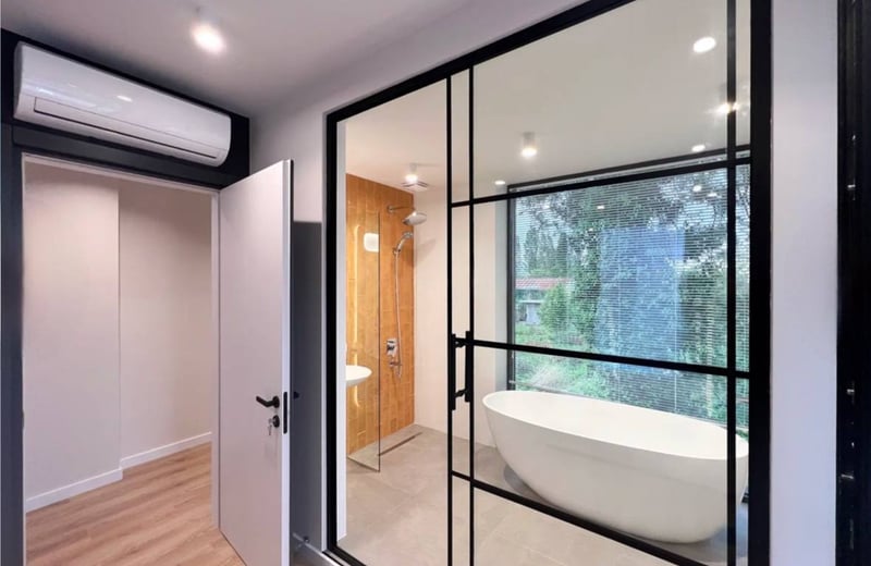 Rent a luxury, designer villa with pool and terrace, 150 m², Batumi, Georgia