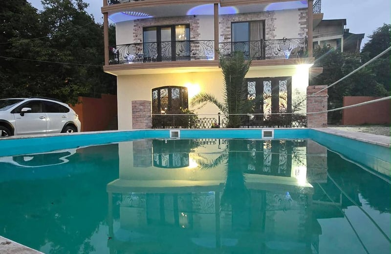 Location d'une maison cosy et spacieuse, 6 chambres, Mahinjauri, Batoumi, Géorgie