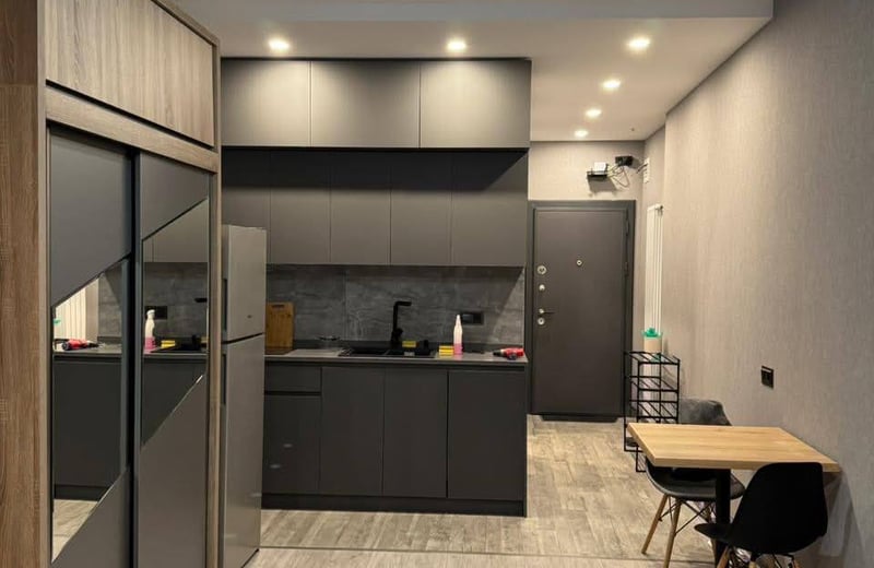 Gemütliche und komfortable Studio-Wohnung mieten mit Pool, Batumi, Georgien