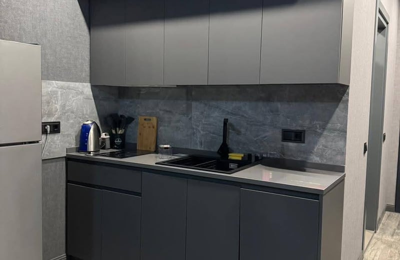 Gemütliche und komfortable Studio-Wohnung mieten mit Pool, Batumi, Georgien