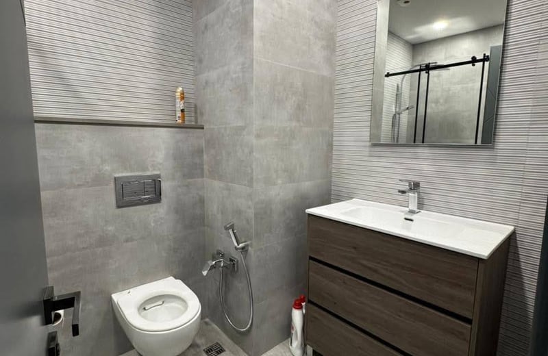 Gemütliche und komfortable Studio-Wohnung mieten mit Pool, Batumi, Georgien