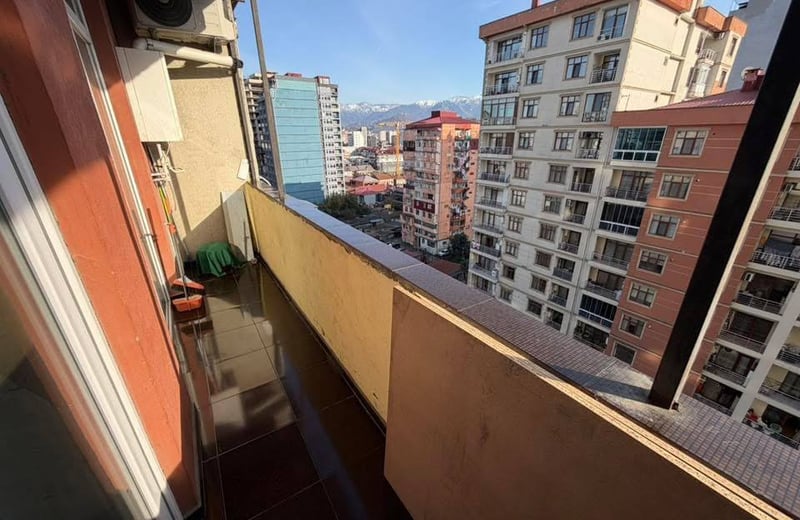 Аренда меблированной квартиры возле парка, Батуми, Грузия