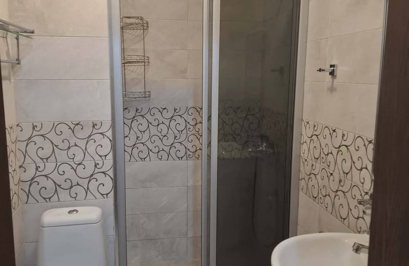 Location d'un appartement lumineux et meublé, 40 m², Batoumi, Géorgie