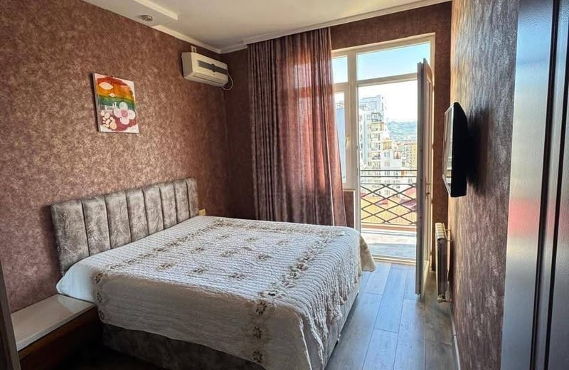 Rent a luxury, spacious apartment with sea and mountain view, 118 m², Batumi, Georgia