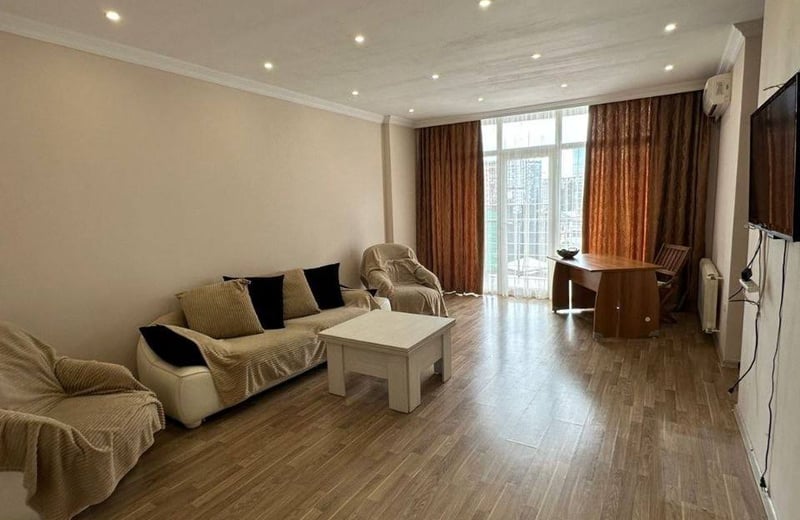Rent a cozy, comfortable apartment with balcony, 65 m², Batumi, Georgia
