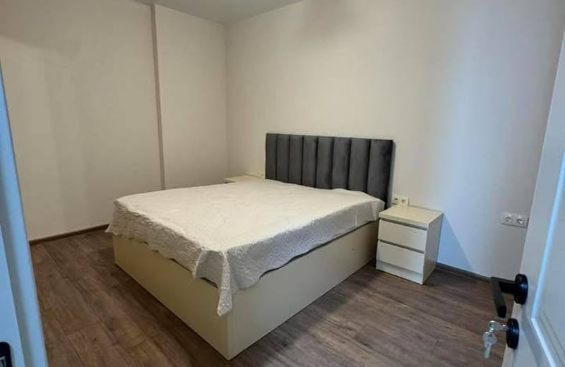 Alquiler de apartamento luminoso y amplio con balcón, Batumi, Georgia