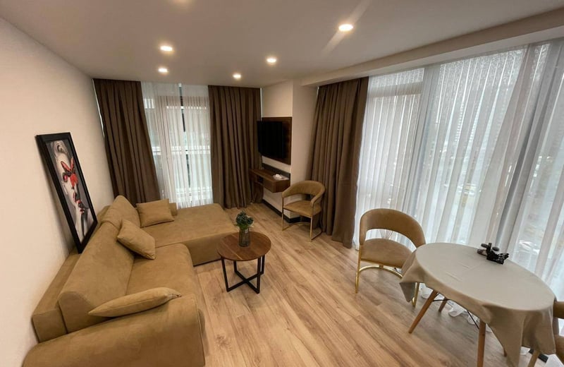 Alquiler de apartamento luminoso y amueblado, 62 m², Batumi, Georgia