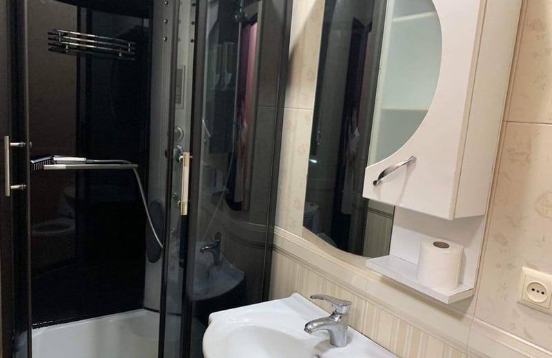 Location d'un appartement lumineux et spacieux, 65 m², Batoumi, Géorgie