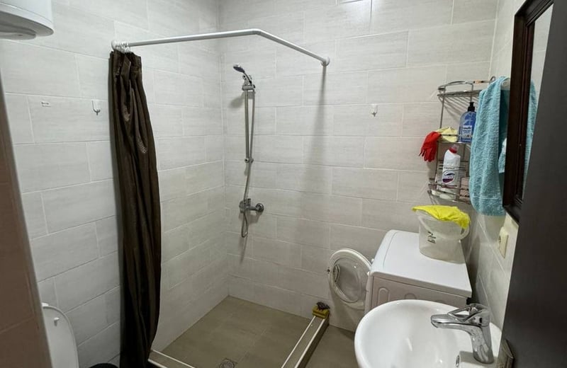 Location d'un appartement meublé et confortable, 45 m², Batoumi, Géorgie