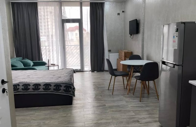 Location d'un studio lumineux, 42 m², Batoumi, Géorgie