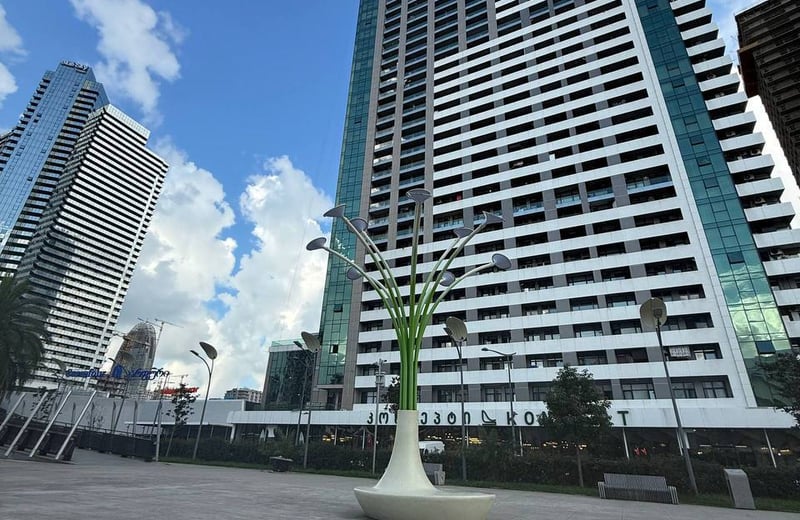 Rent a premium, stylish apartment, 85 m², Black Sea Towers, Batumi, Georgia