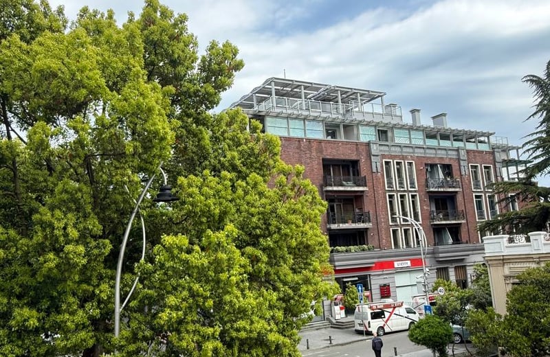 Vermietung einer geräumigen, komfortablen Wohnung, 90 m², Alt-Batumi, Batumi, Georgien