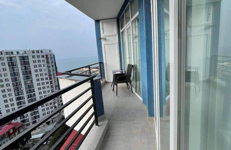 Rent a spacious apartment with sea and mountain view, 110 m², Batumi, Georgia