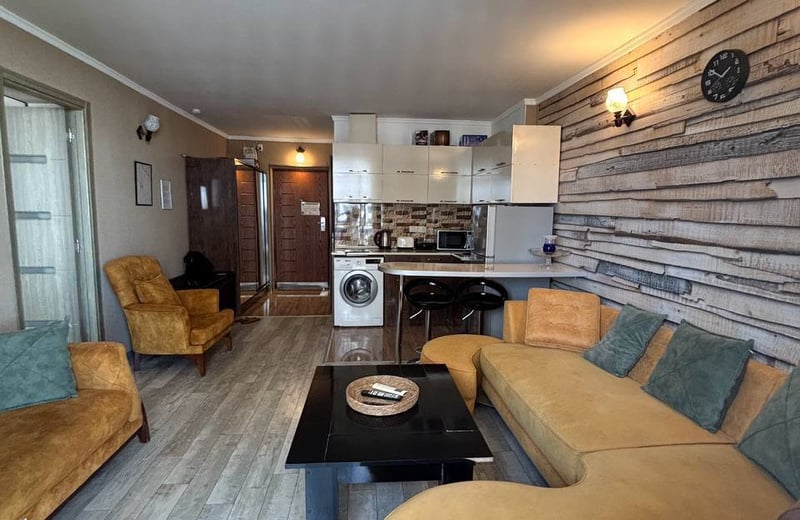 Apartamento 50m² con vista al mar en alquiler, Batumi, Georgia