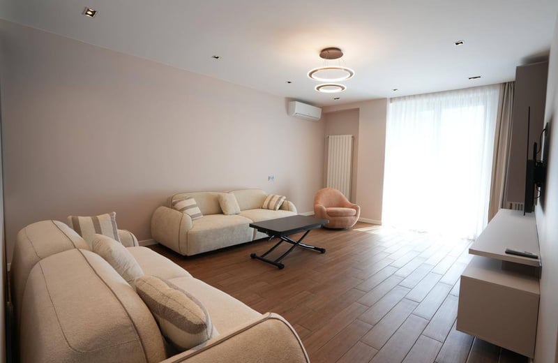 New Apartment 110m² for Rent Near the Park, Batumi, Georgia
