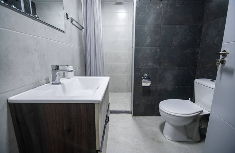 Helle Wohnung 60m² zur Miete in Meeresnähe, Alt-Batumi, Georgien